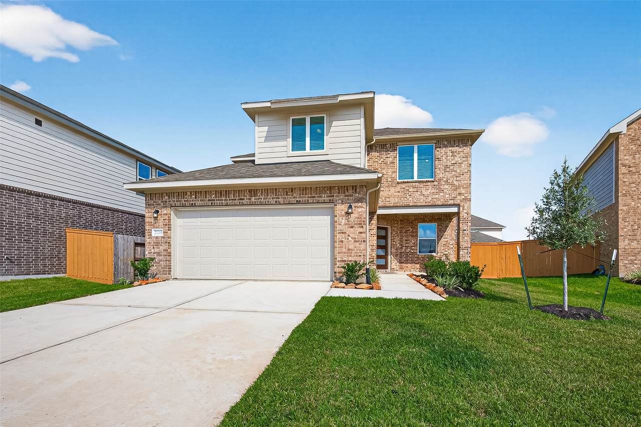 27206 Clear Breeze Drive - Photo 1