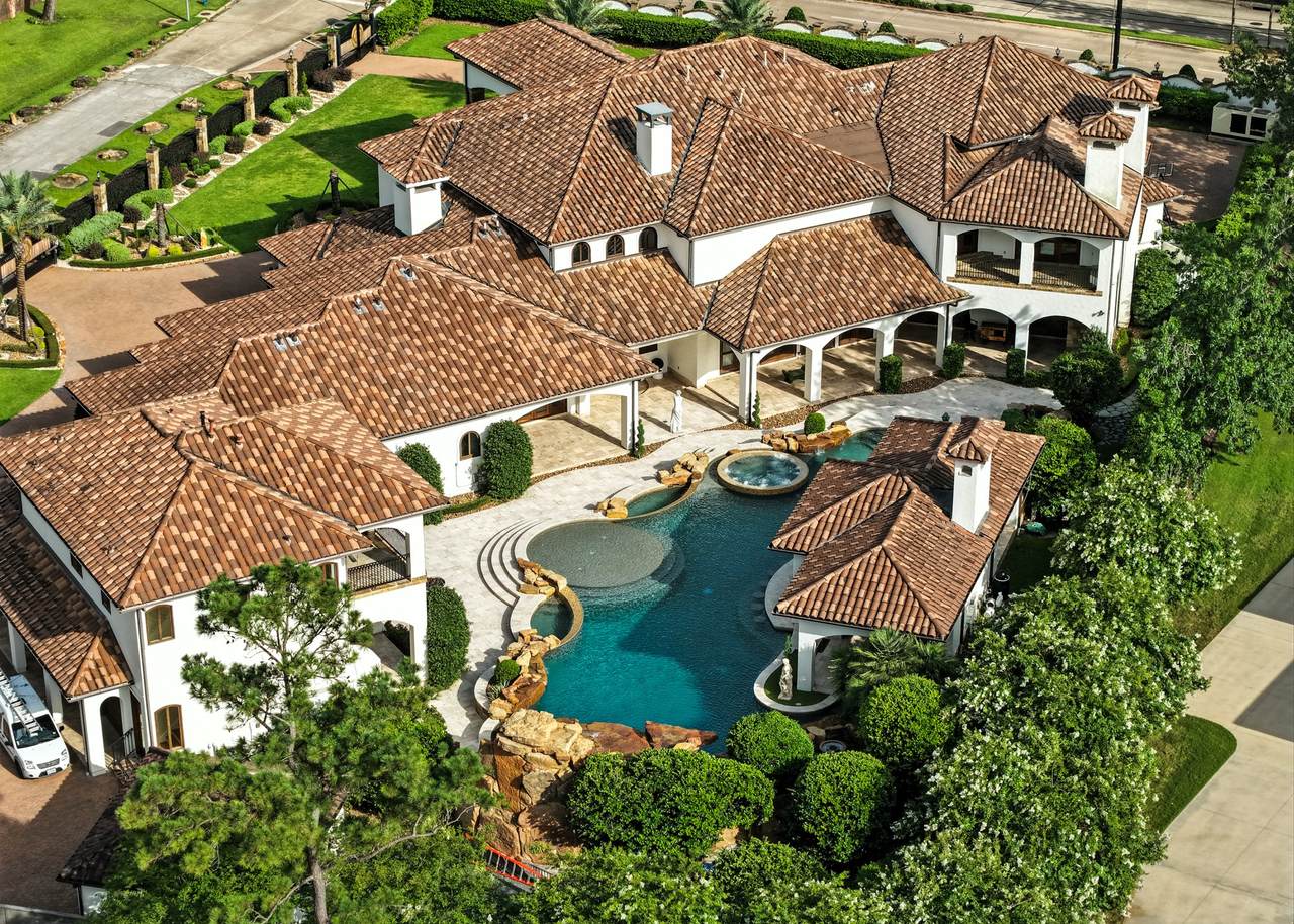 701 Friar Tuck Lane - Photo 1