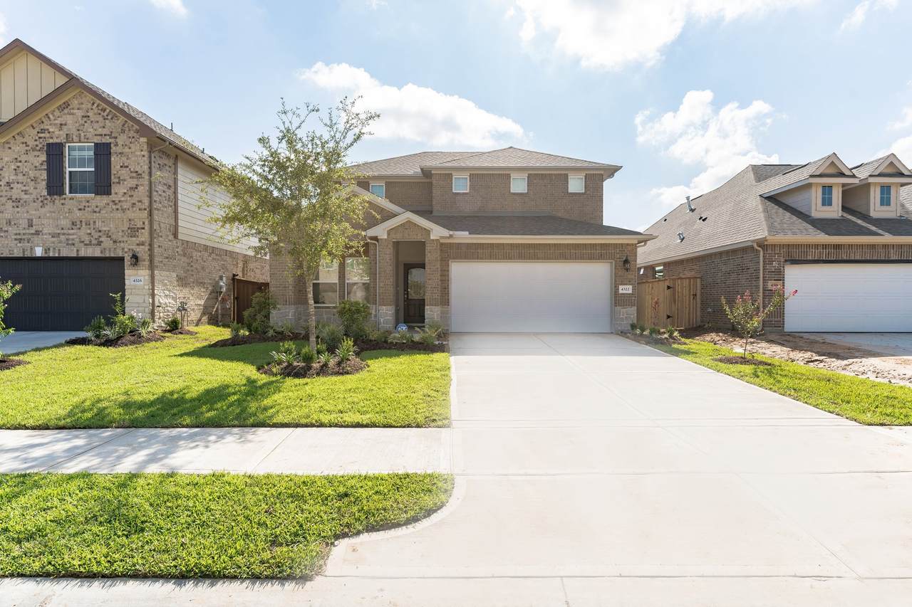 4322 Pale Fox Lane - Photo 1