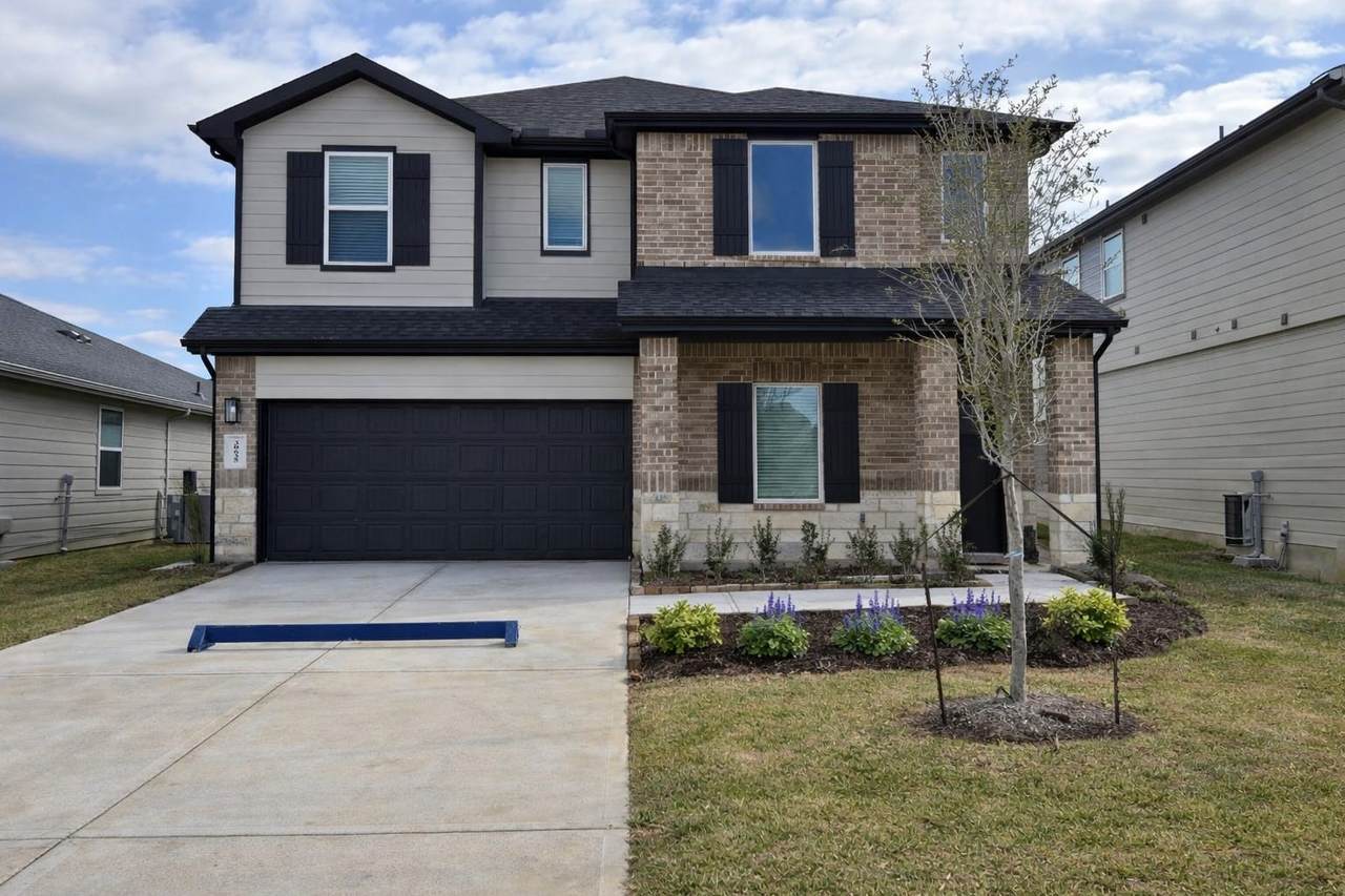 30635 Windermere Peaks Lane - Photo 1