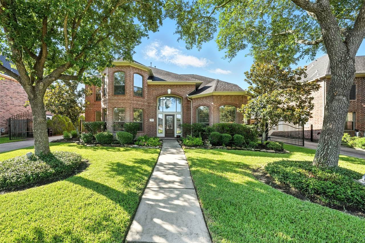 5722 Arbor Breeze Court - Photo 1