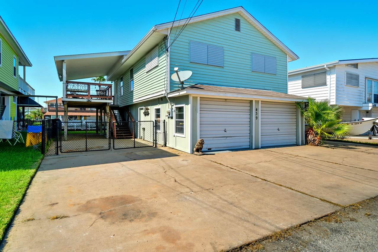 439 Pompano Street - Photo 1