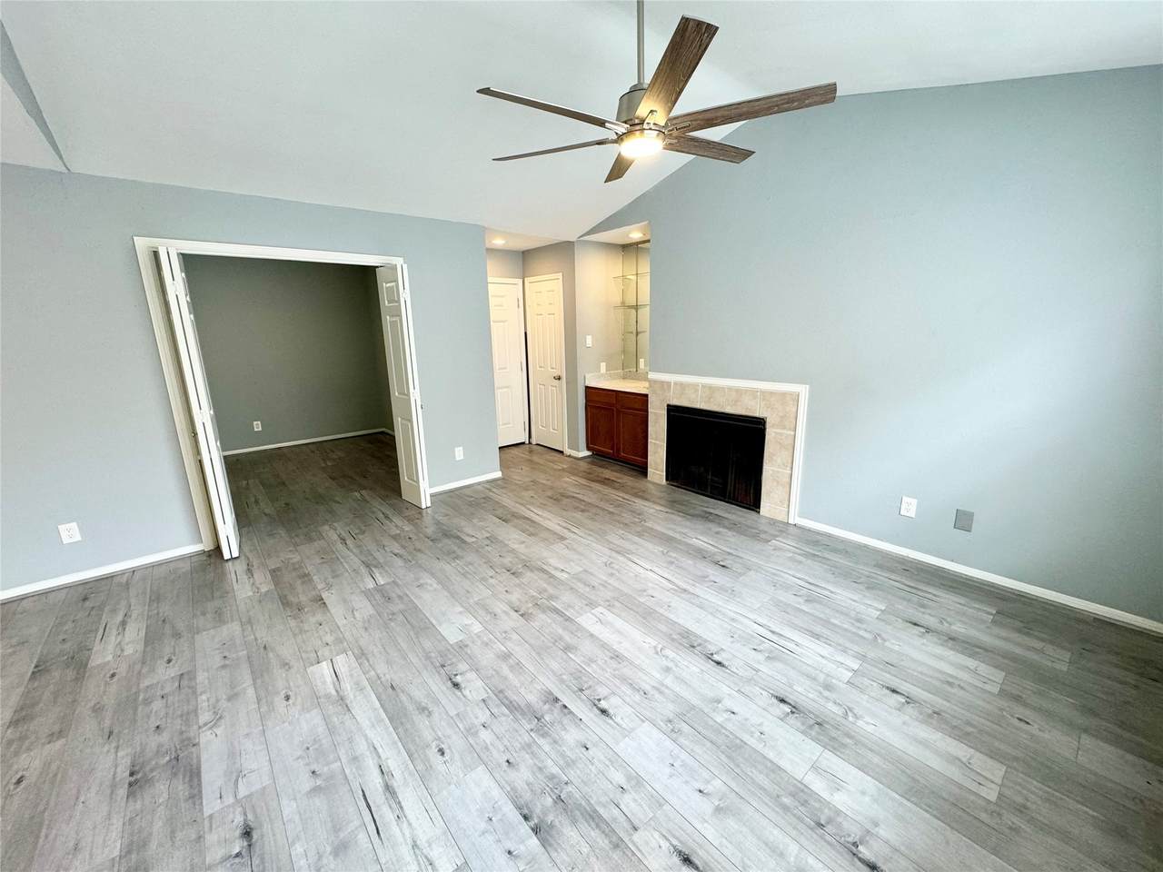 14600 Fonmeadow Drive - Photo 1