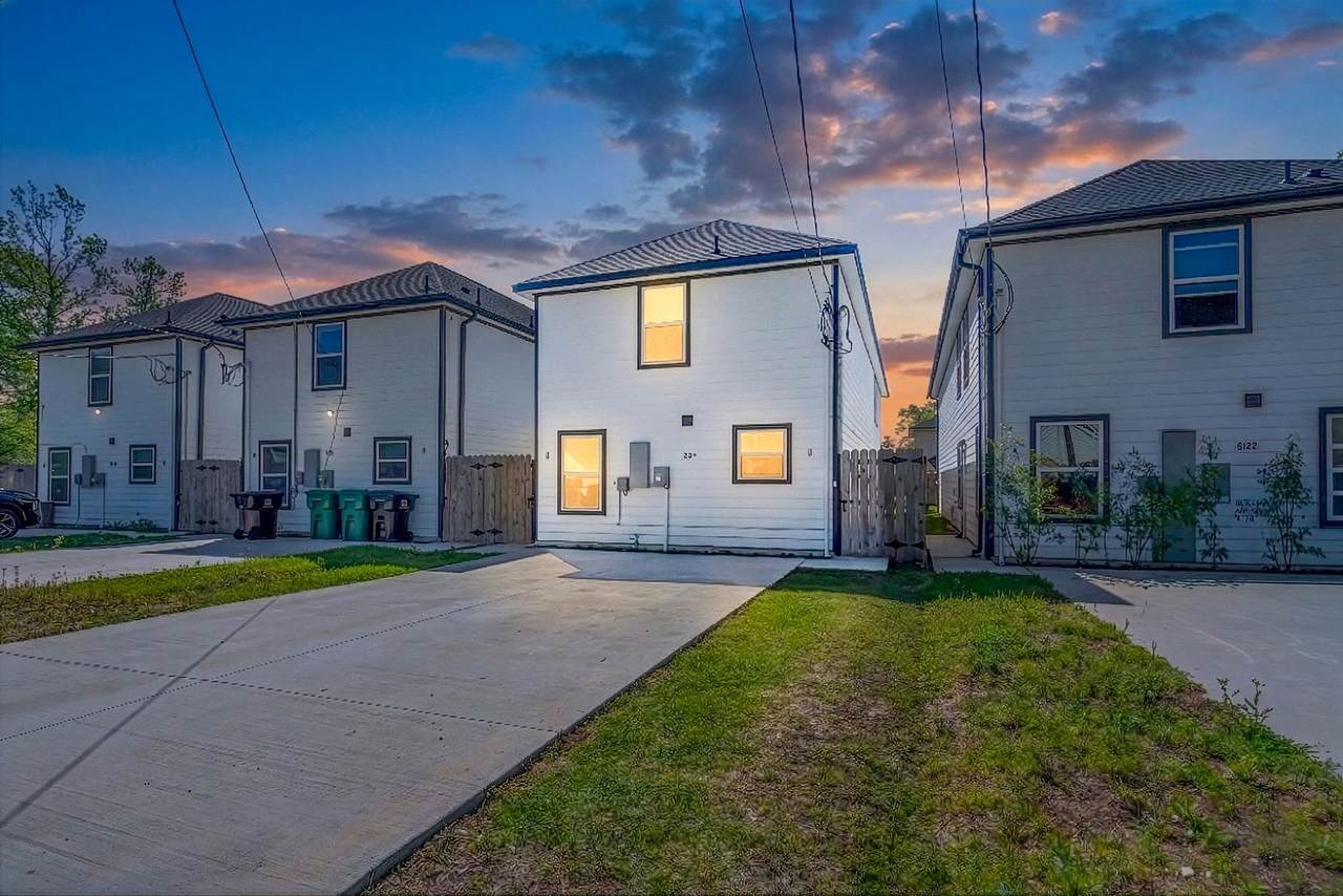 8124 Sterlingshire Street - Photo 1