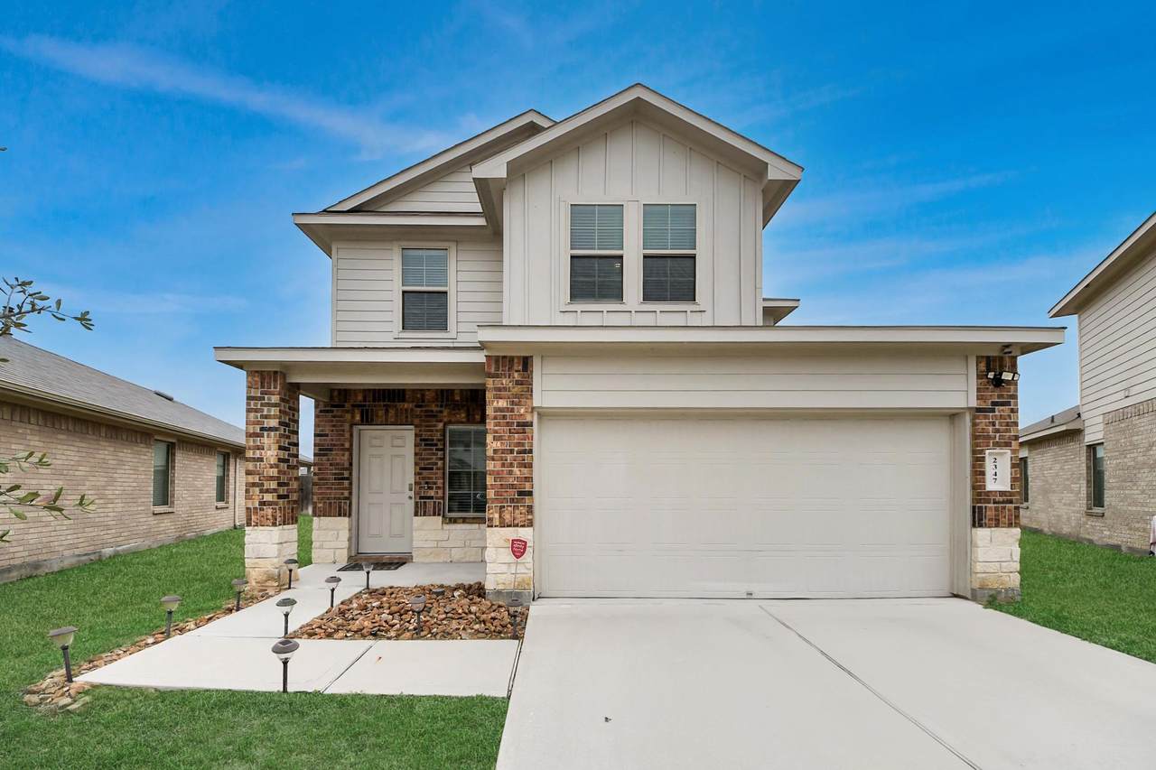 2347 Pettingell Way - Photo 1