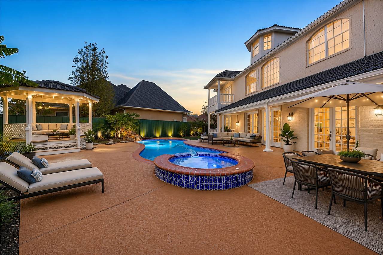 1002 Island View - Photo 1