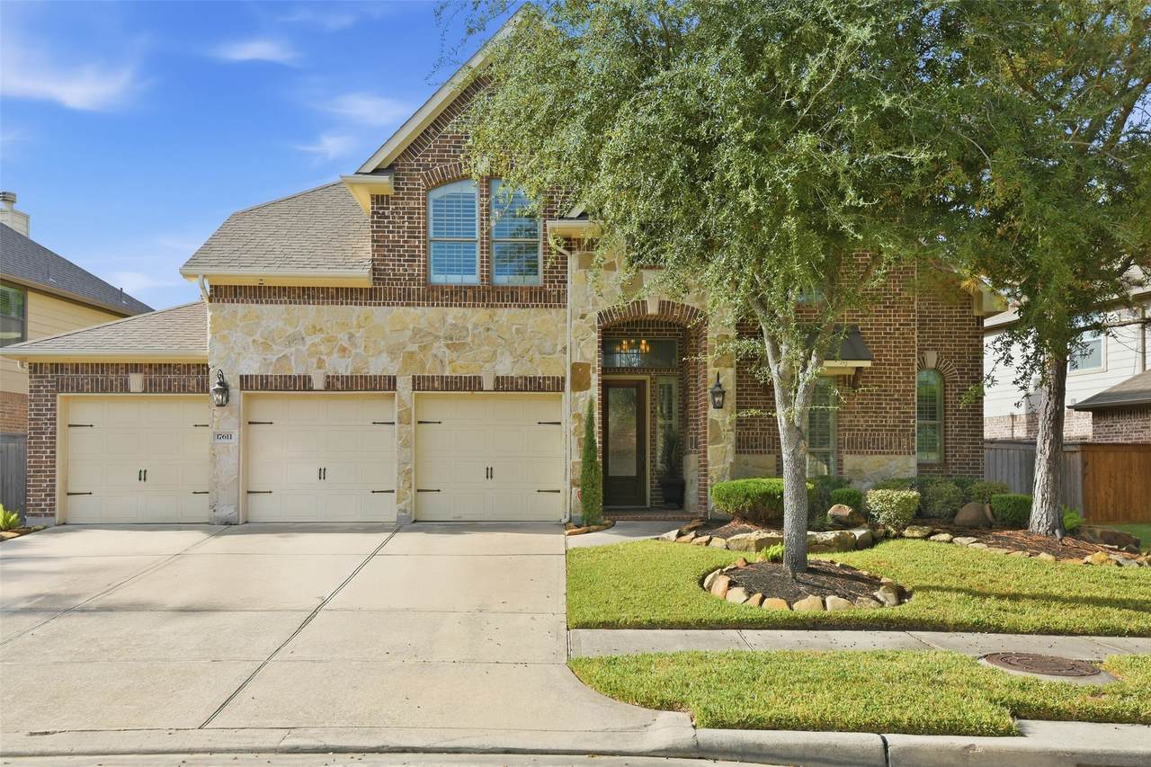 17611 Fossil Ridge Lane - Photo 1