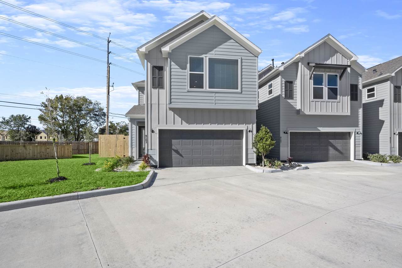 8103 Esther Acres - Photo 1