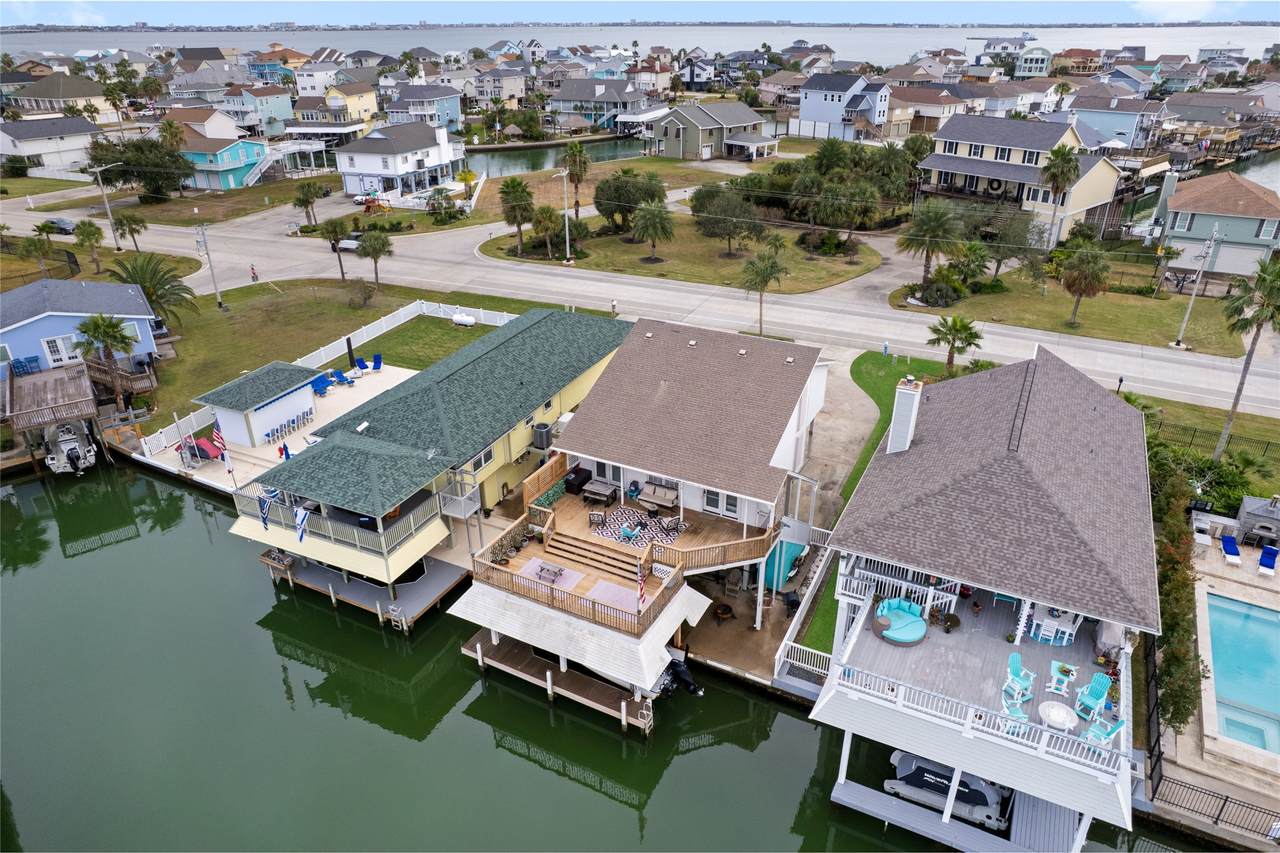 1114 Tiki Dr Drive - Photo 1