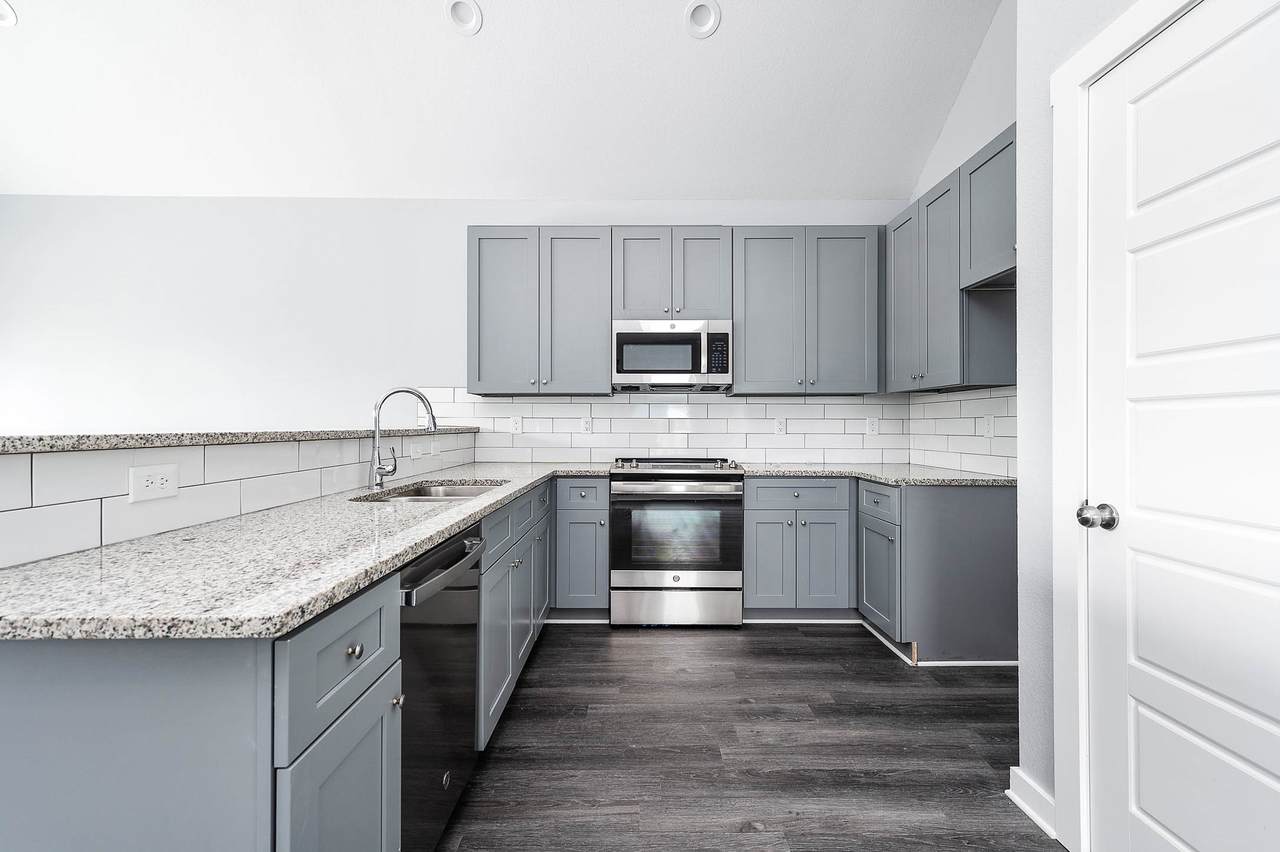 16981 Glenheath - Photo 1