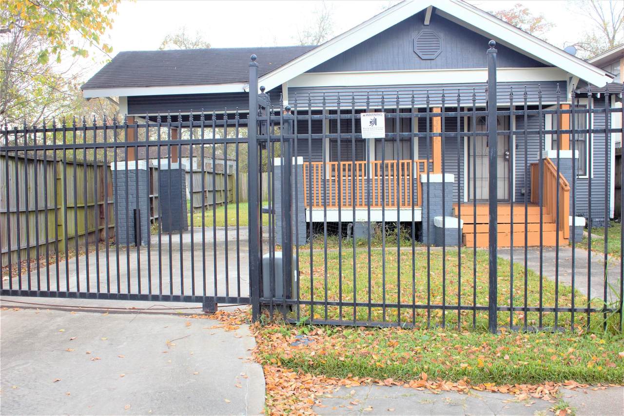 3314 Holman Street - Photo 1