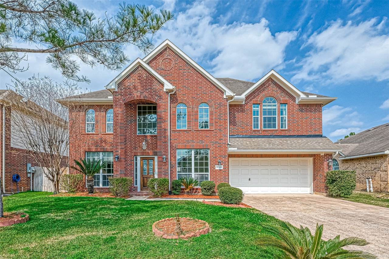11205 Sunlit Bay Drive - Photo 1