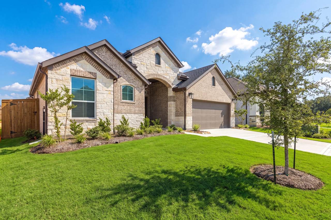 9745 Roaring River Falls - Photo 1