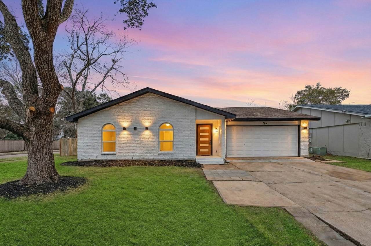 2254 Stillmeadow Drive - Photo 1