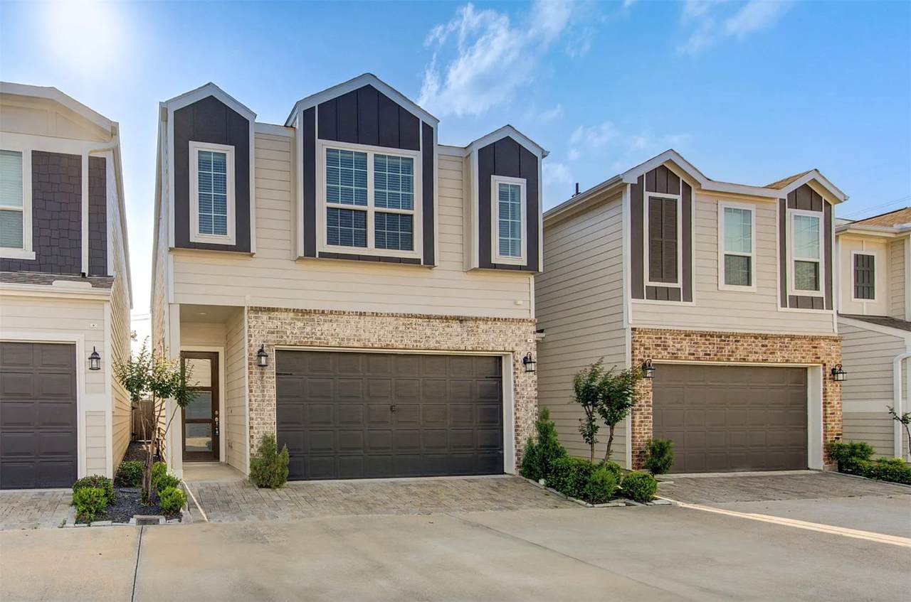 1517 Canter Bayou Way - Photo 1