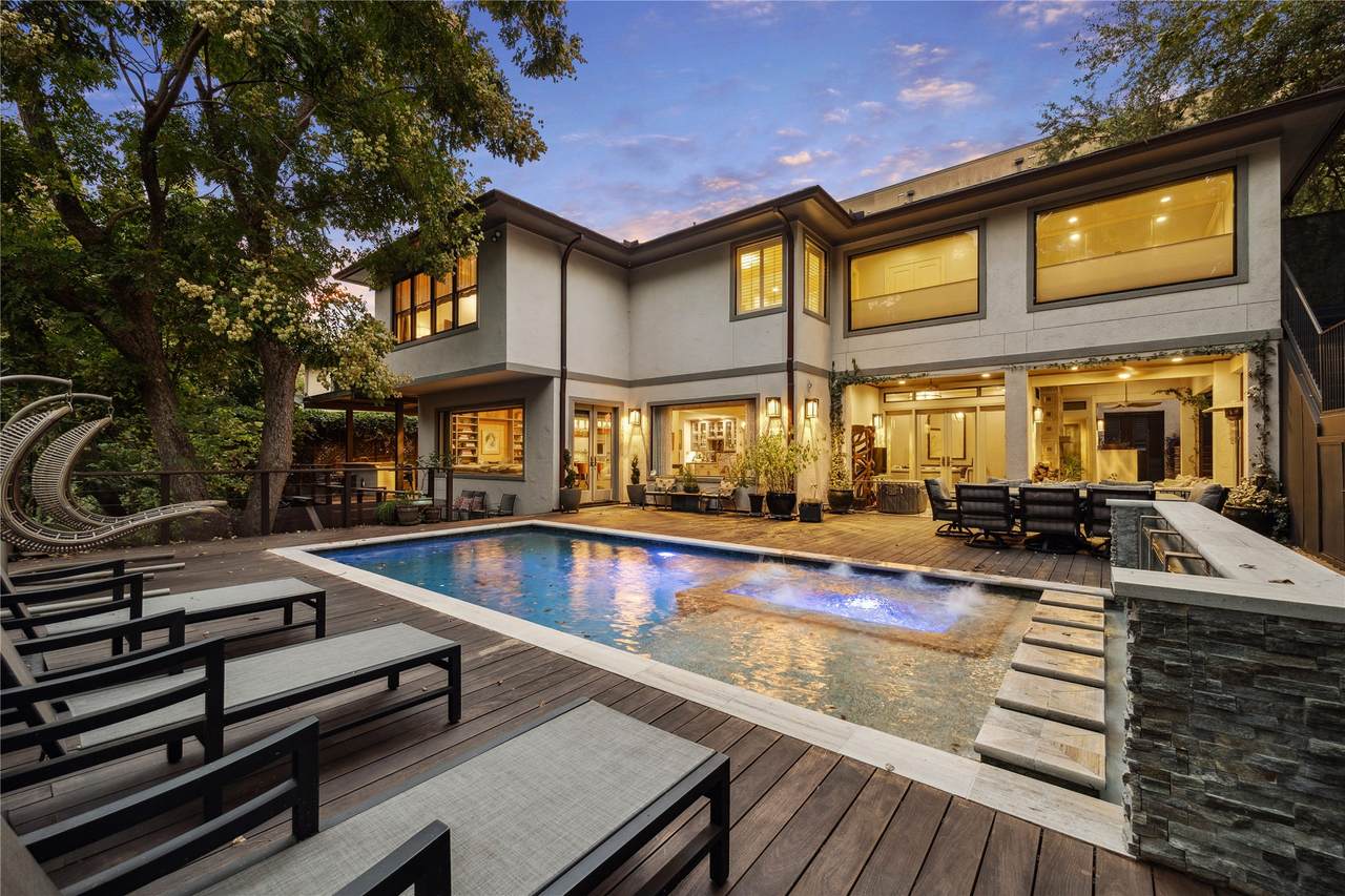 420 Pinewold Drive - Photo 1
