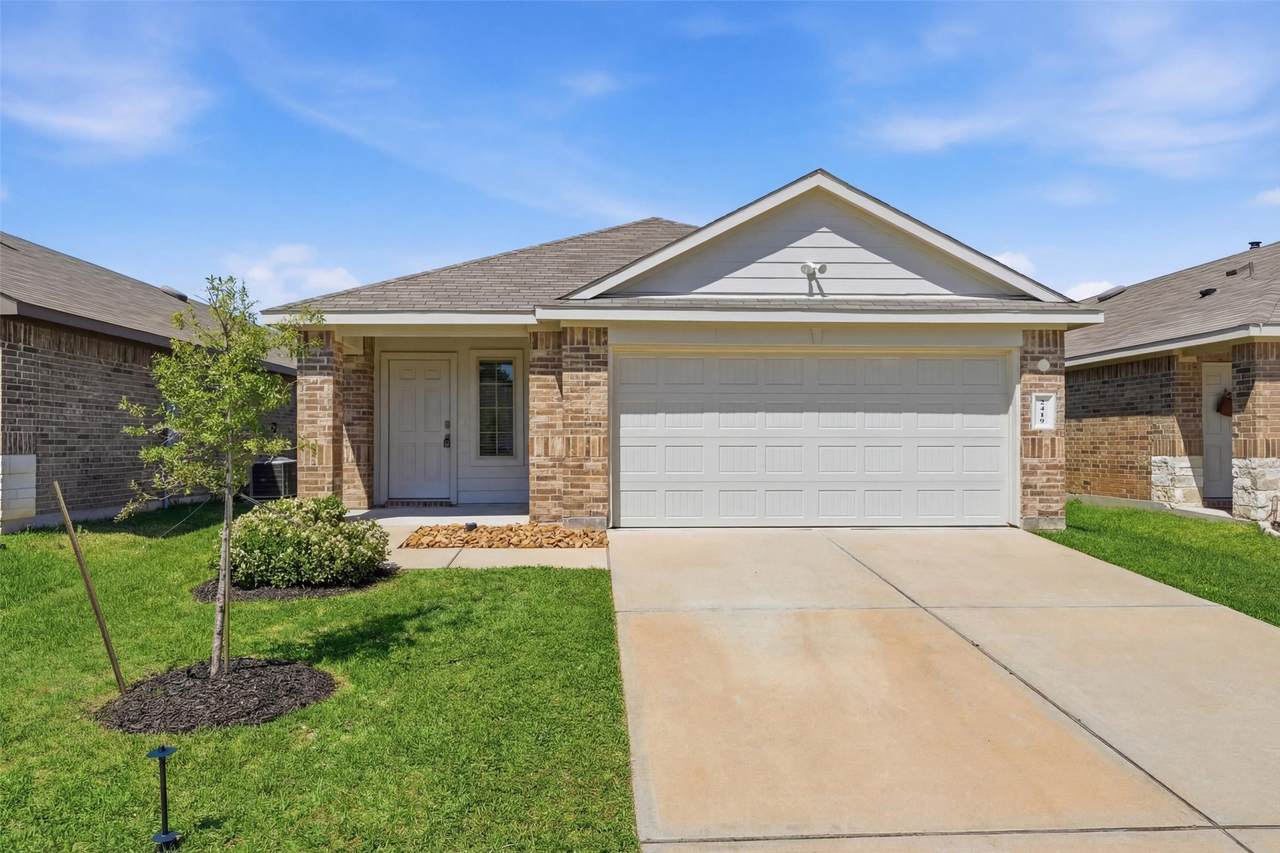 2419 Roaming Elk Court - Photo 1