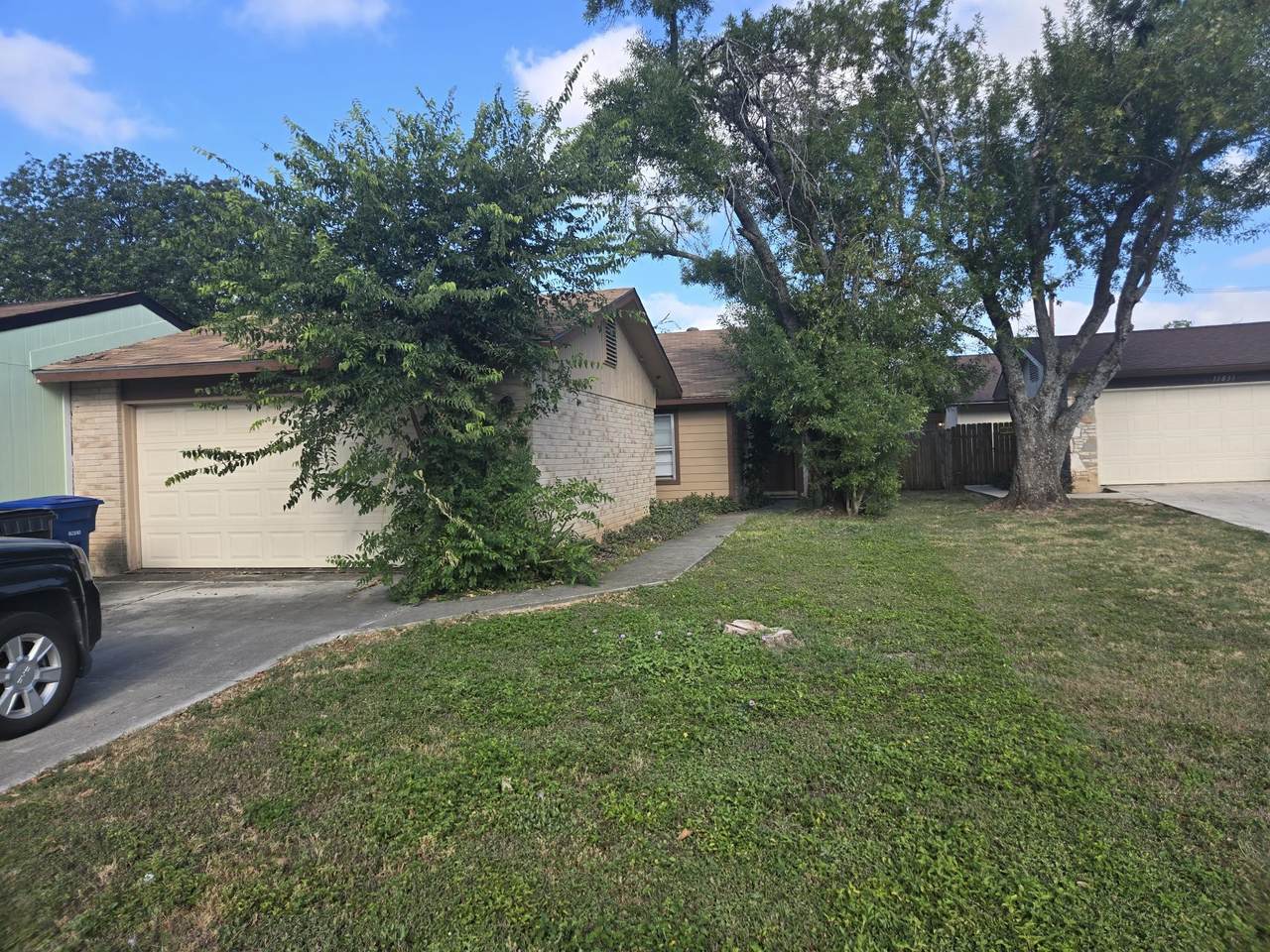 11827 Country Springs Street - Photo 1