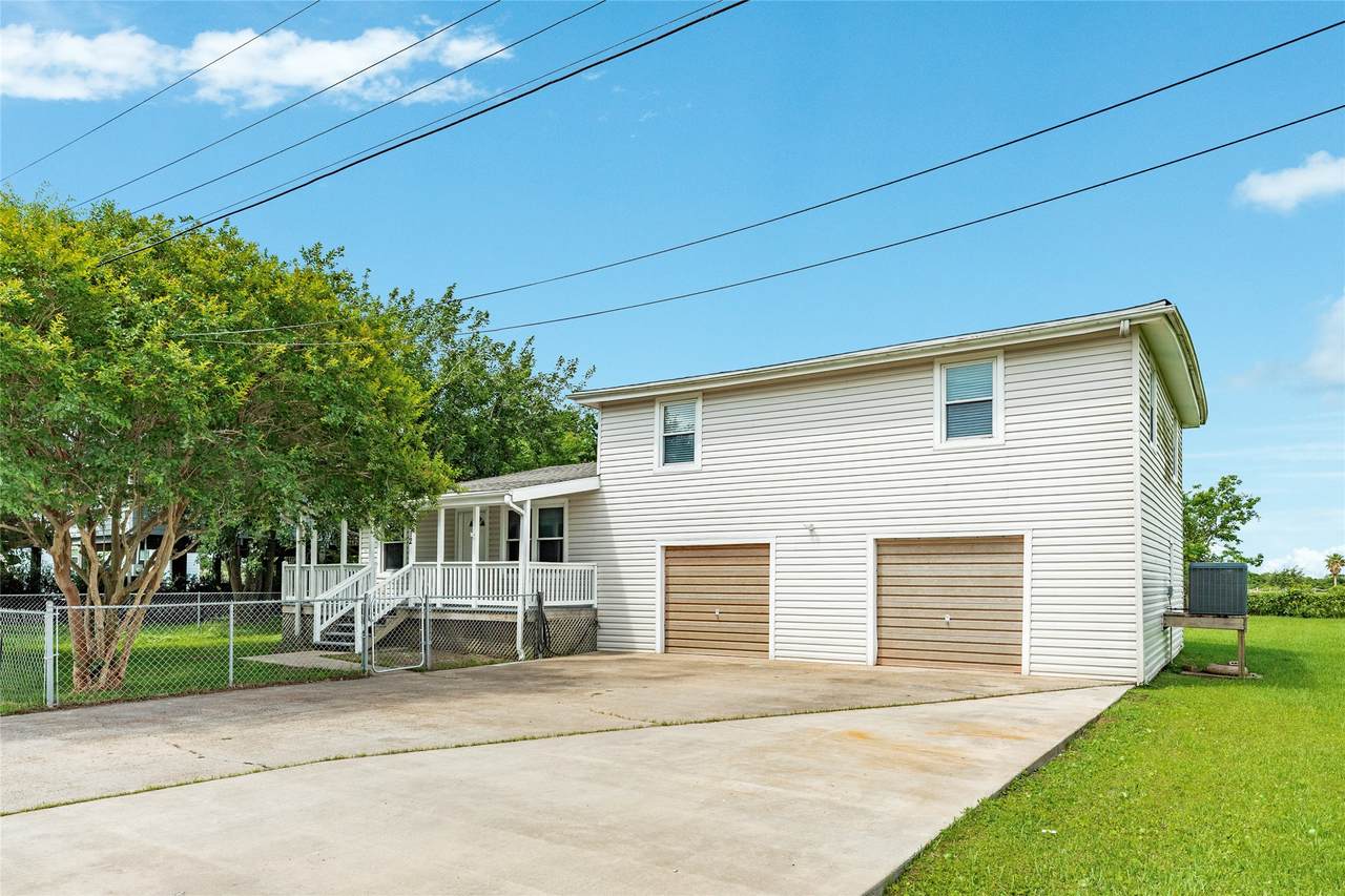 2812 Sonny Lane - Photo 1