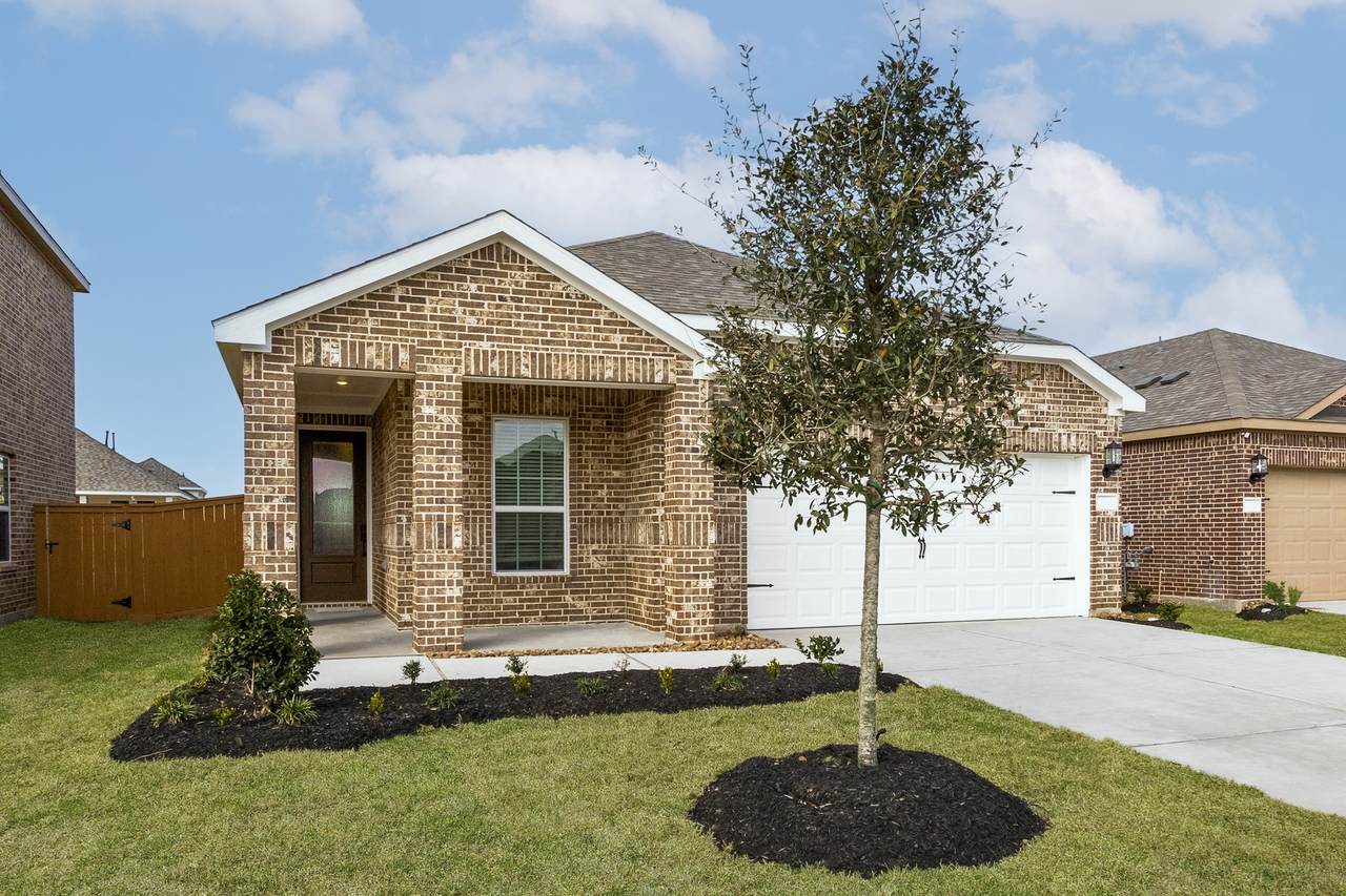 1026 Whispering Winds Drive - Photo 1