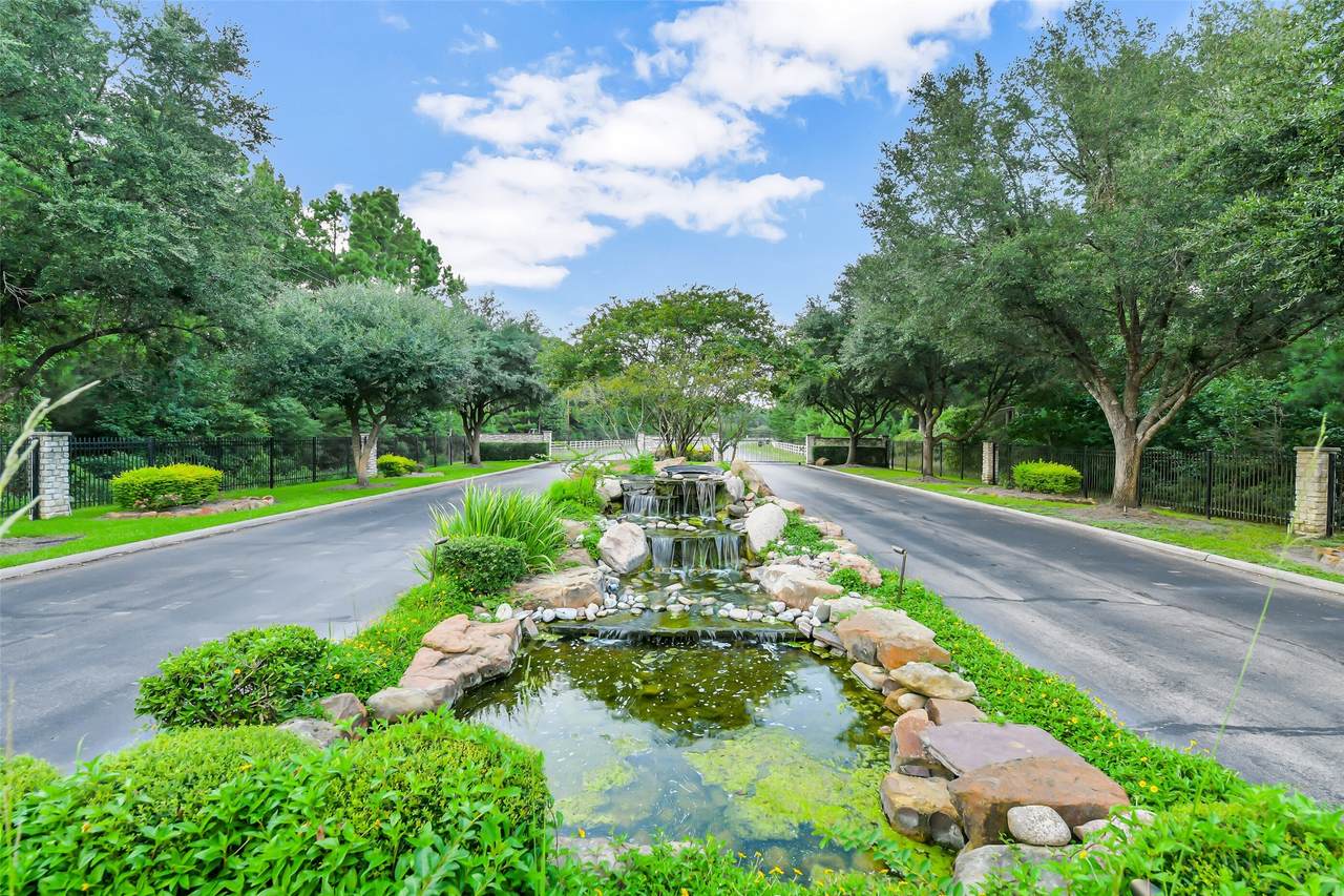 27987 Bridle Avenue - Photo 1