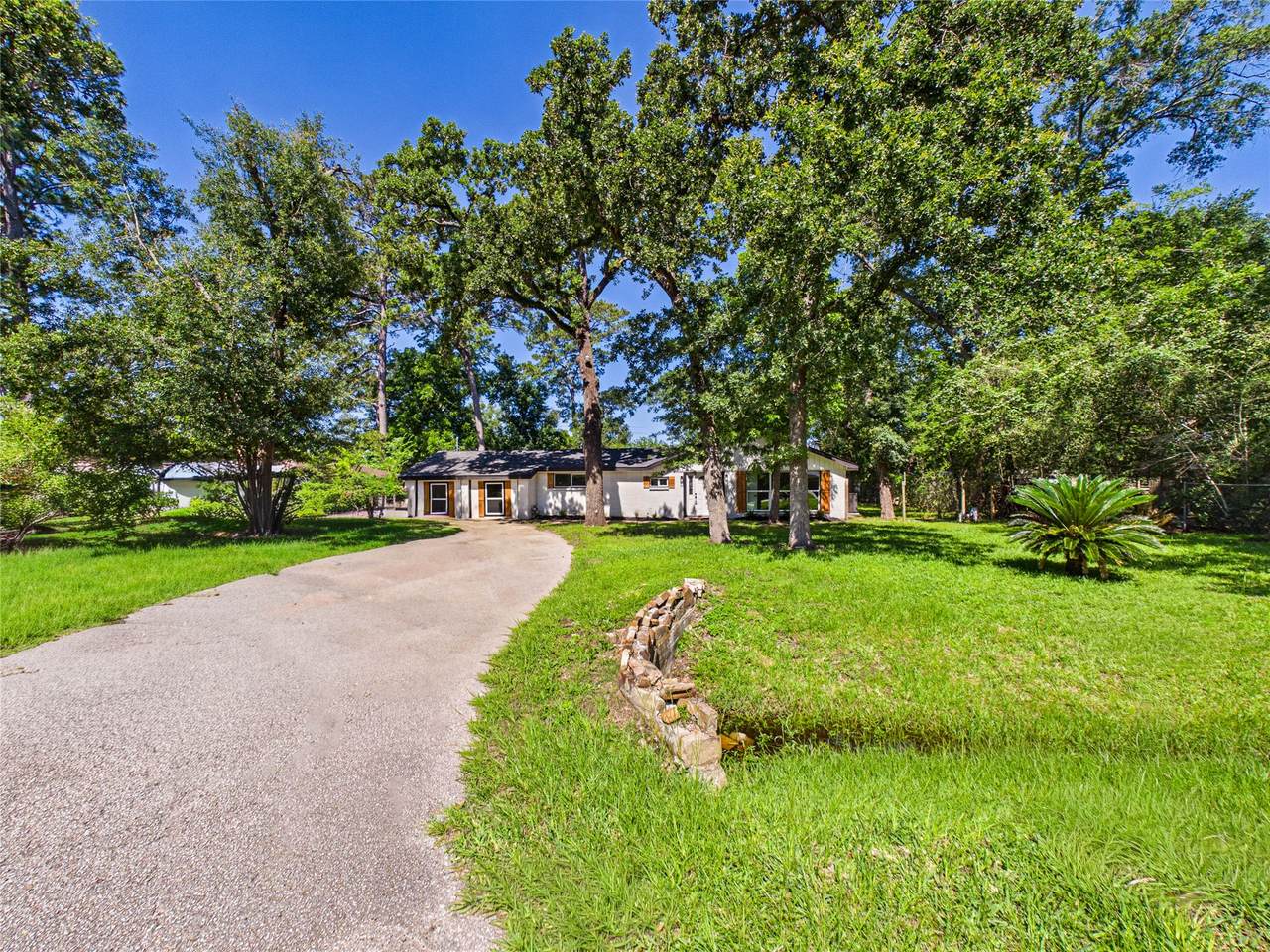 11515 Iberia Drive - Photo 1