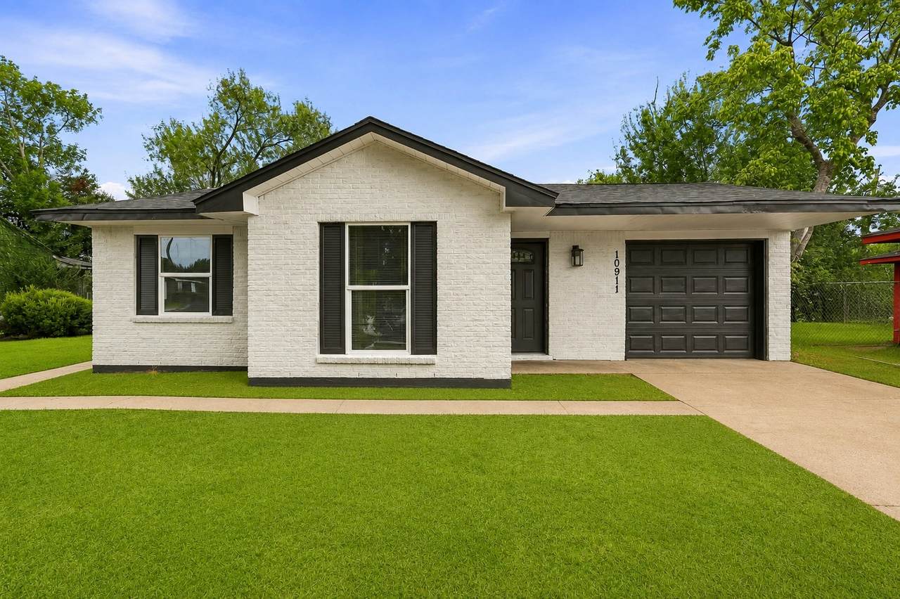 10911 Murr Way - Photo 1