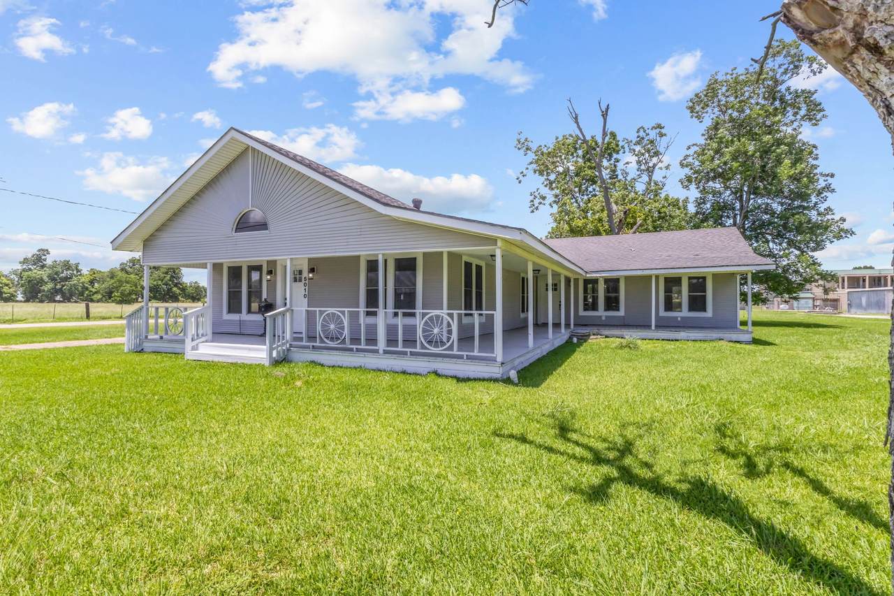 5010 Wilson Street - Photo 1
