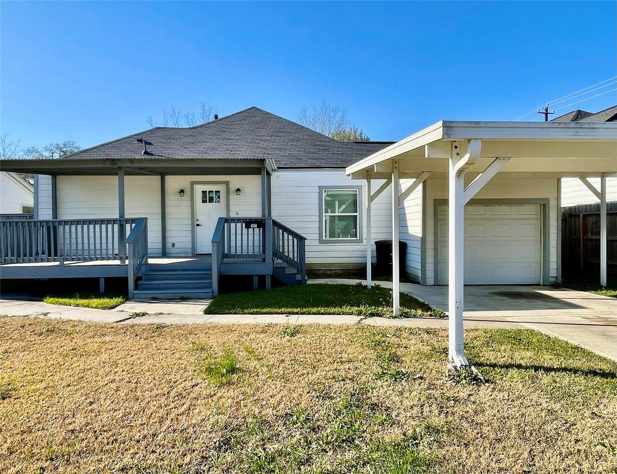 4504 Kingsbury Street - Photo 1