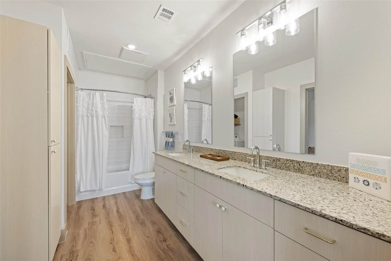18210 Park Row - Photo 1