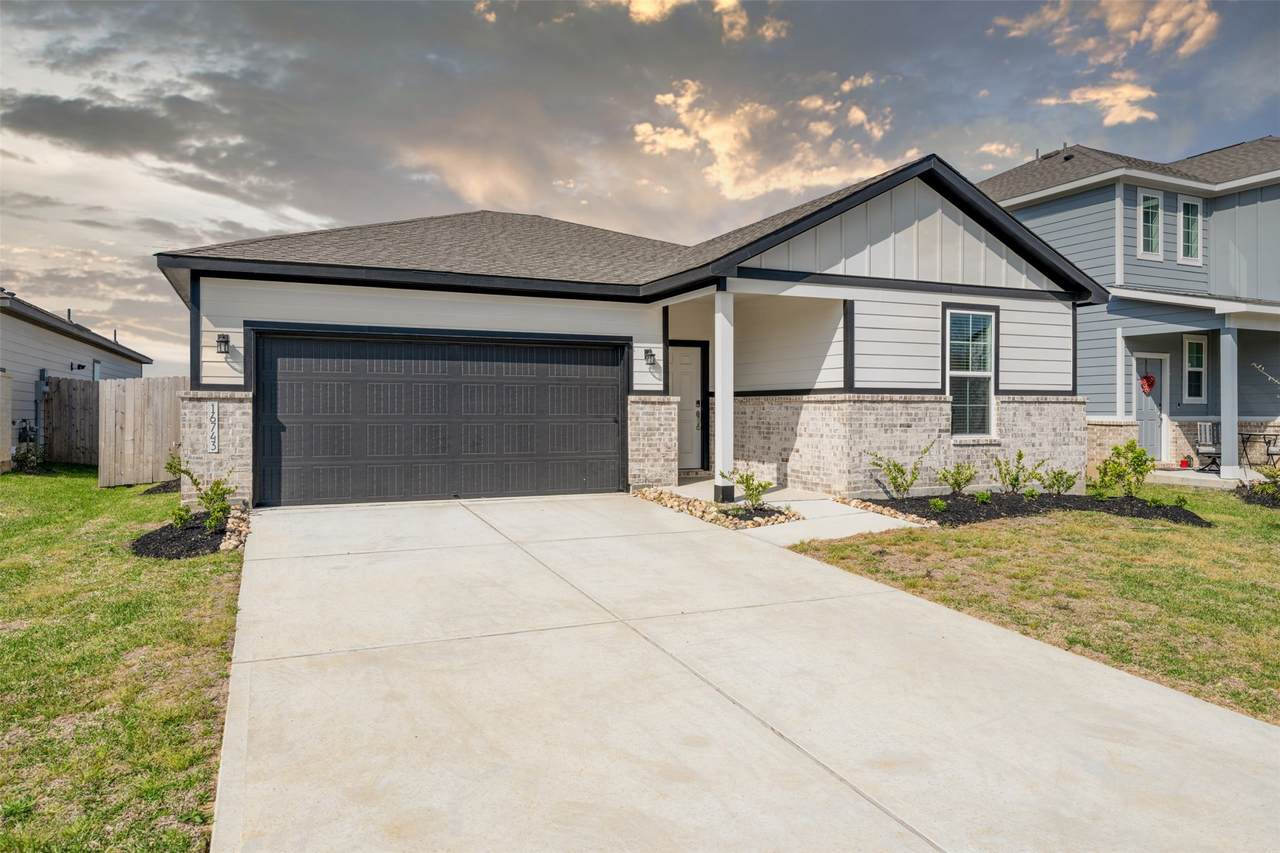 16743 Needlepoint Drive - Photo 1