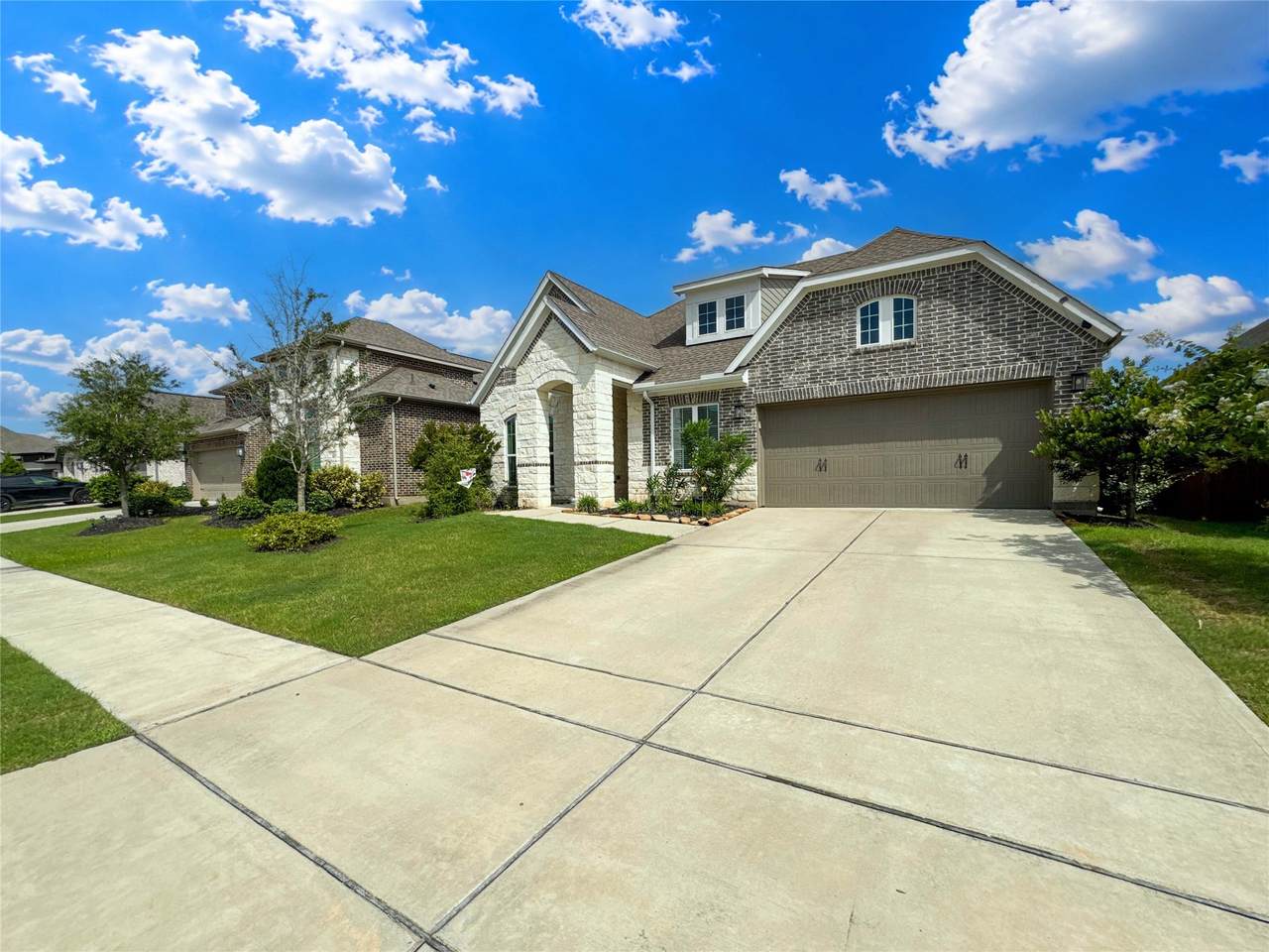 9718 Starry Night Lane - Photo 1