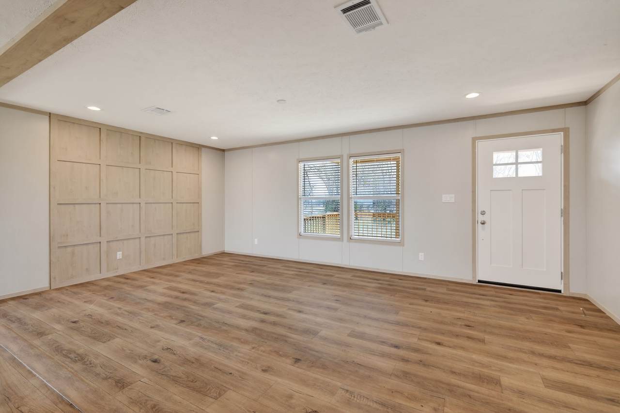 https://bt-photos.global.ssl.fastly.net/harmls/1280_boomver_1_5983756-2.jpg