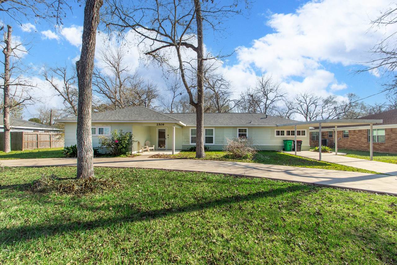 2509 Ward Road - Photo 1