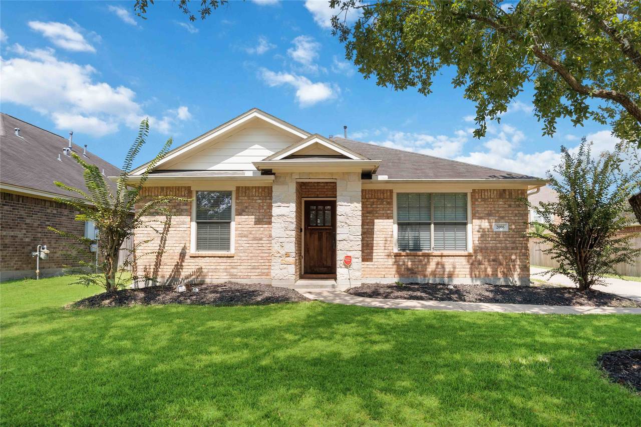 2006 Knoll Oak Lane - Photo 1