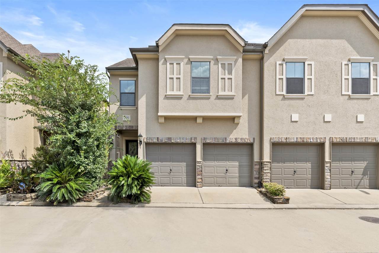 2919 Royal Oaks Grove - Photo 1