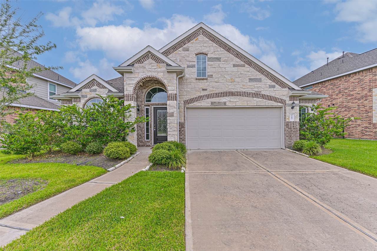 77 Indian Wells Drive - Photo 1