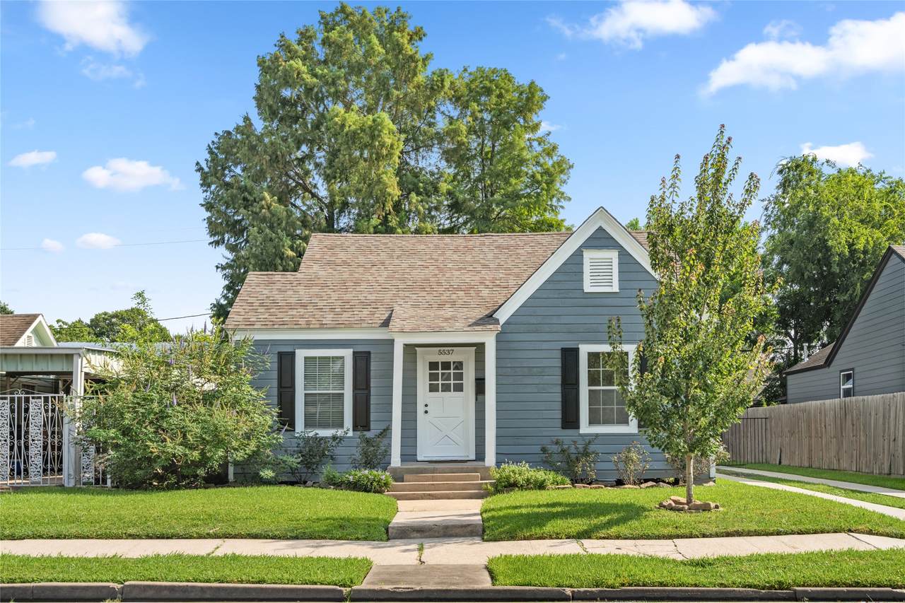 5537 Lawson Street - Photo 1