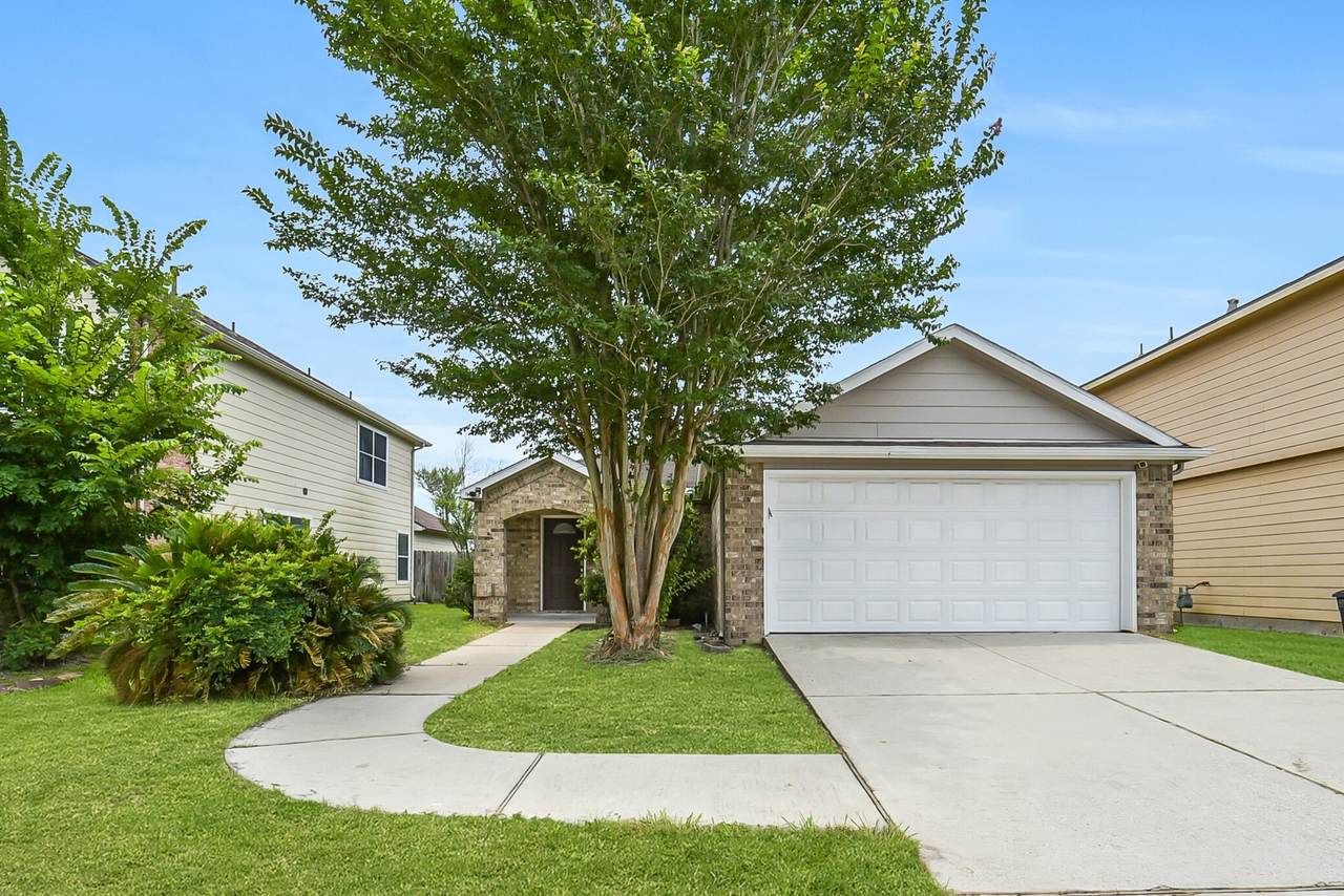 4010 Mt Whitney Way - Photo 1