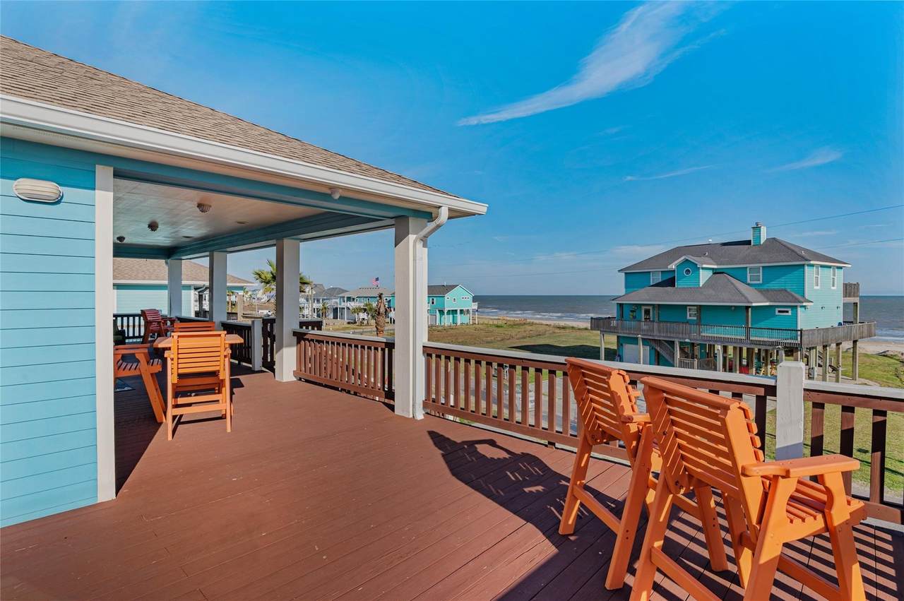2703 Gillespie - Photo 1