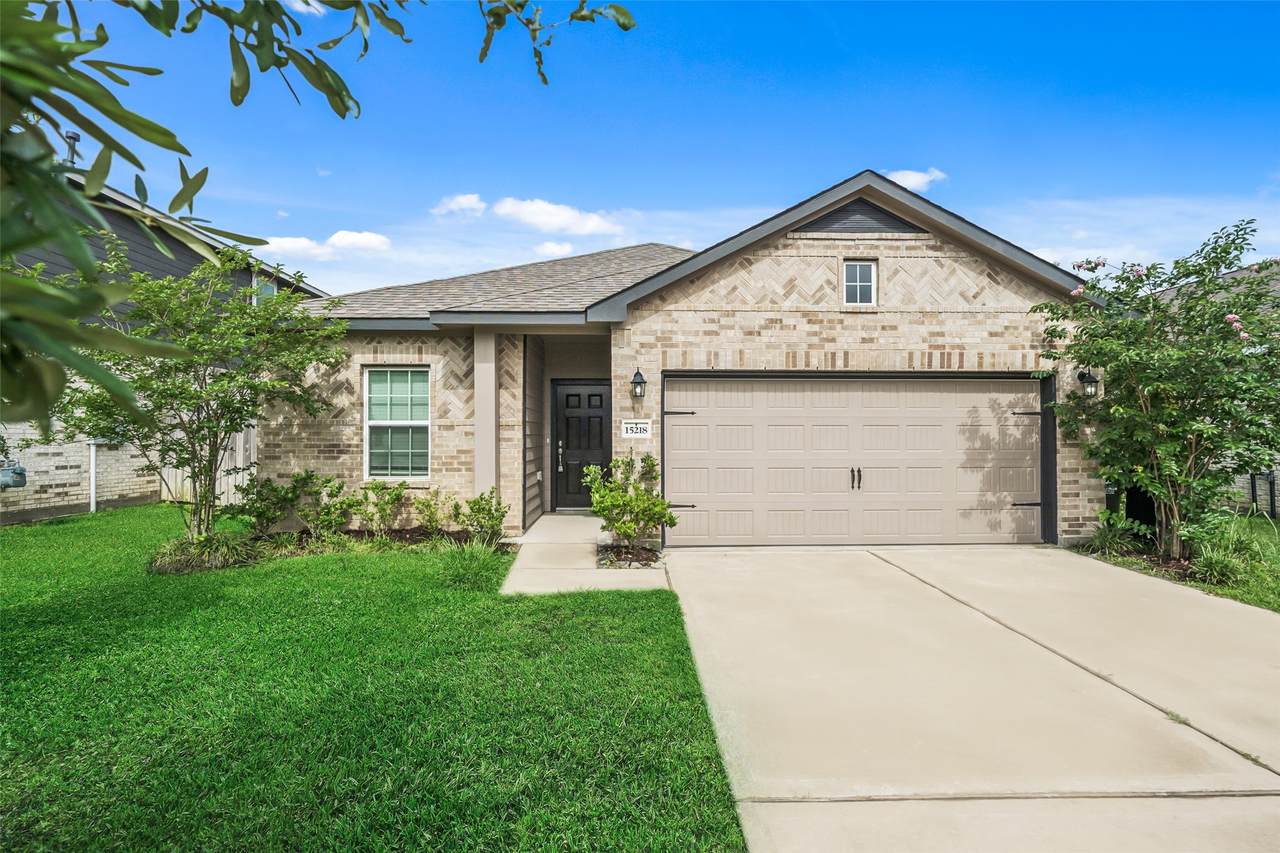 15218 White Moss Drive - Photo 1