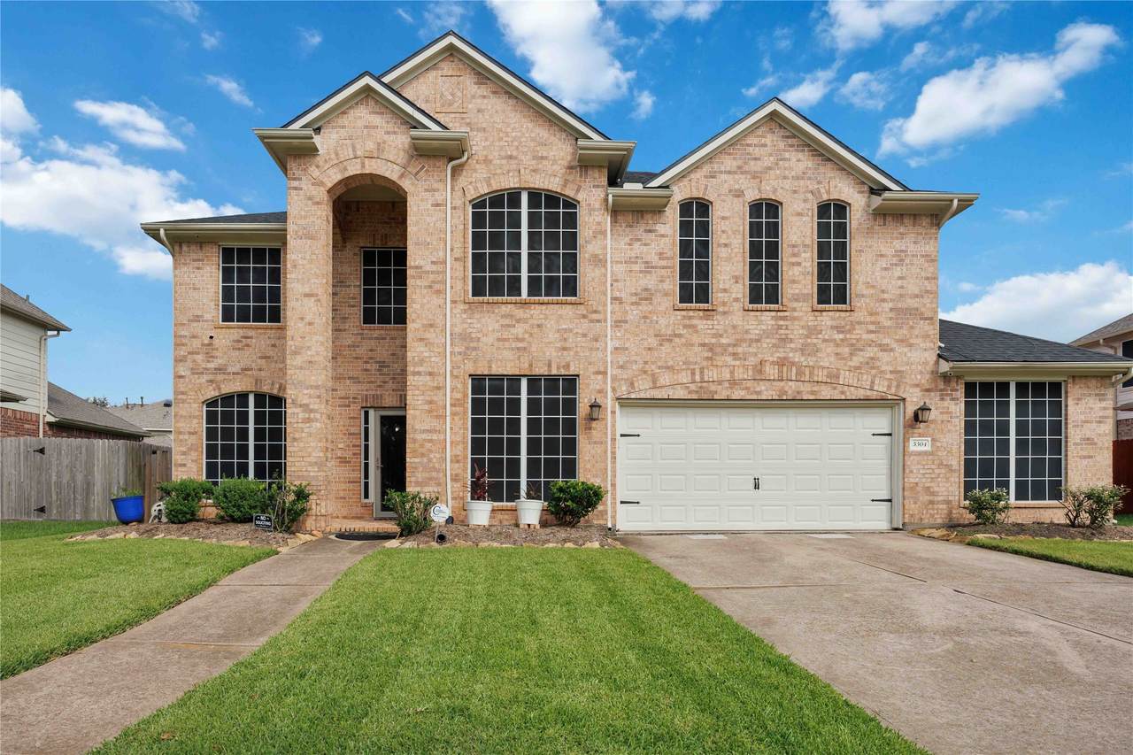 5504 Park Thicket Lane - Photo 1