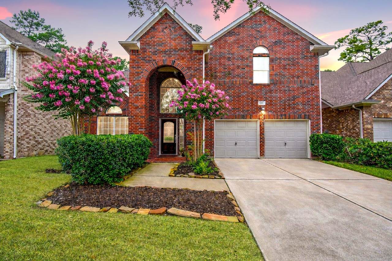 1446 Sherwood Park Circle - Photo 1