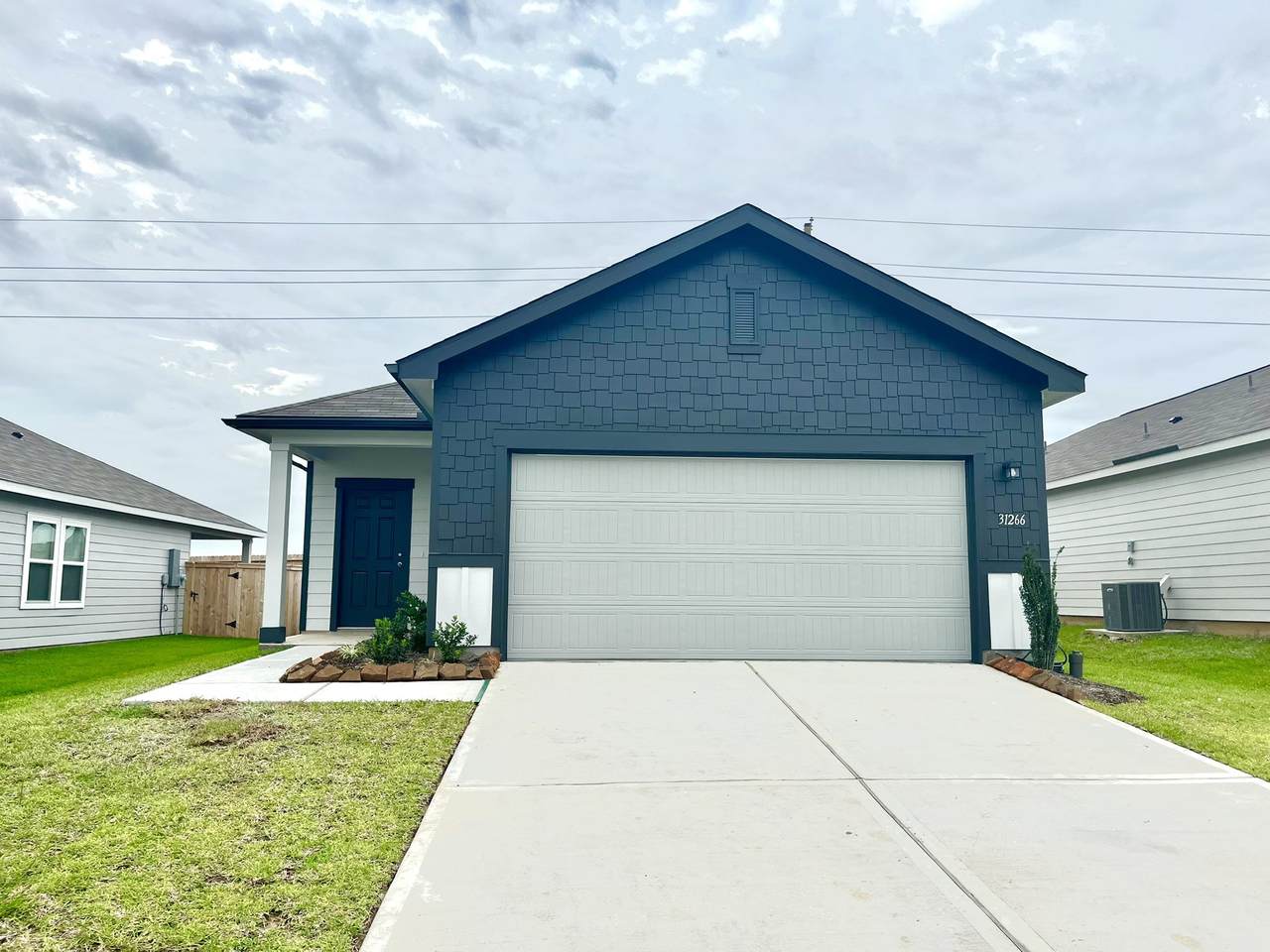 31266 Williams Landing St - Photo 1