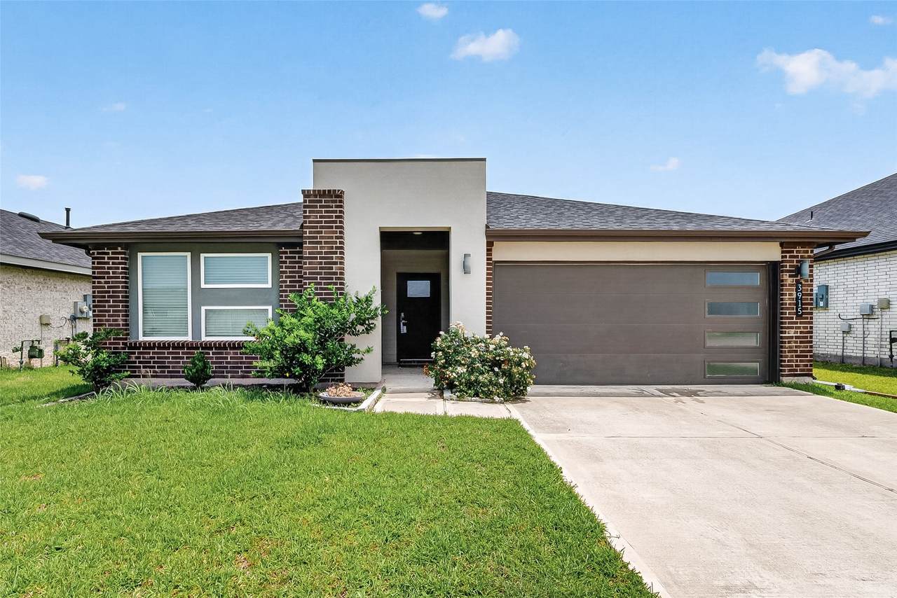 3915 Austins Pass - Photo 1