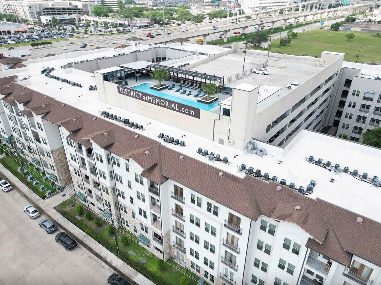 10300 Katy Freeway - Photo 1