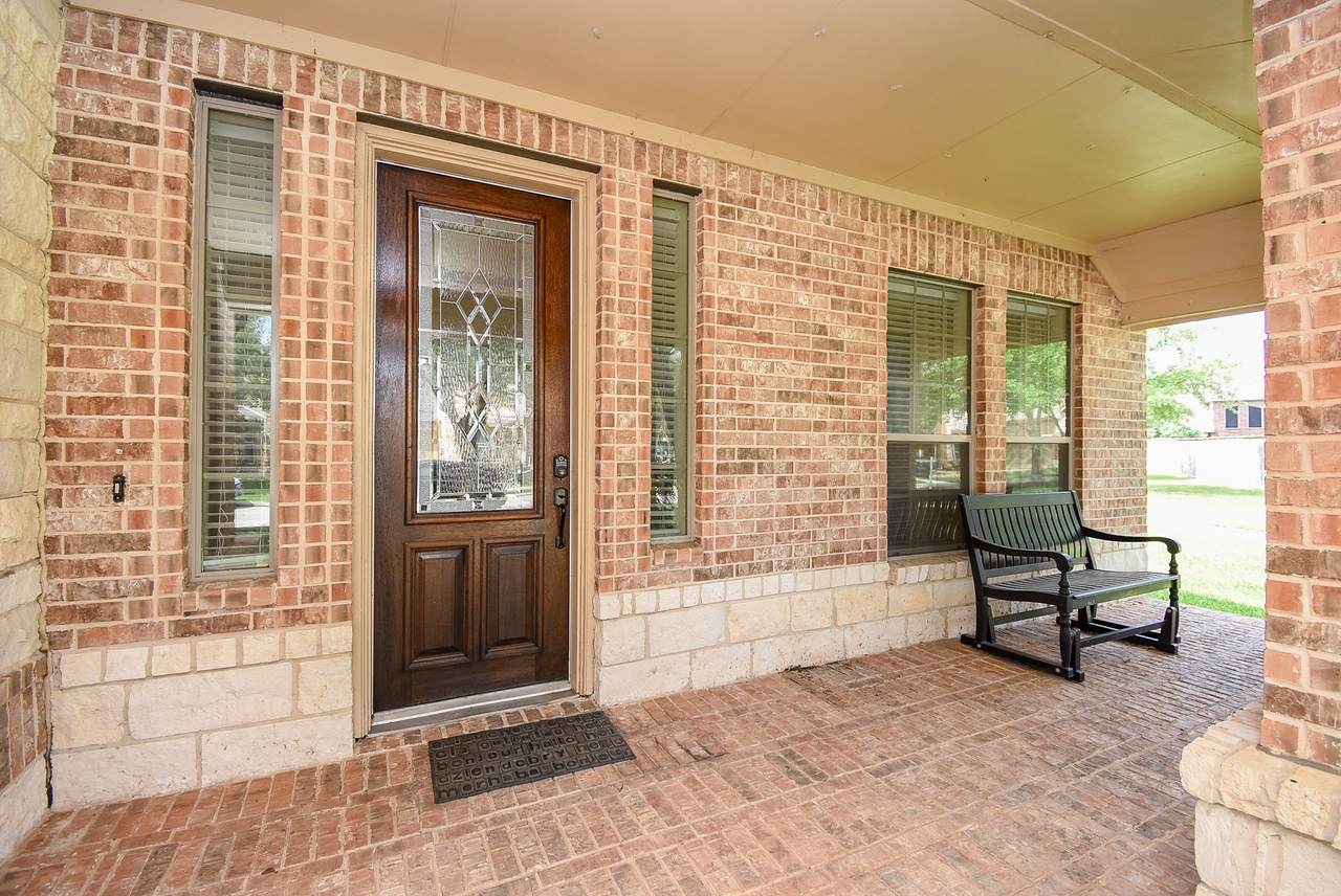 5039 Crystal Bluff Court - Photo 1