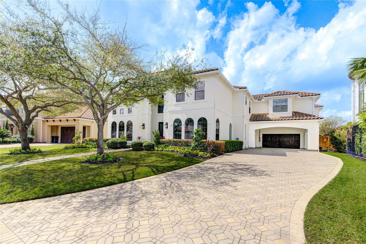 14014 Hampton Cove Drive - Photo 1