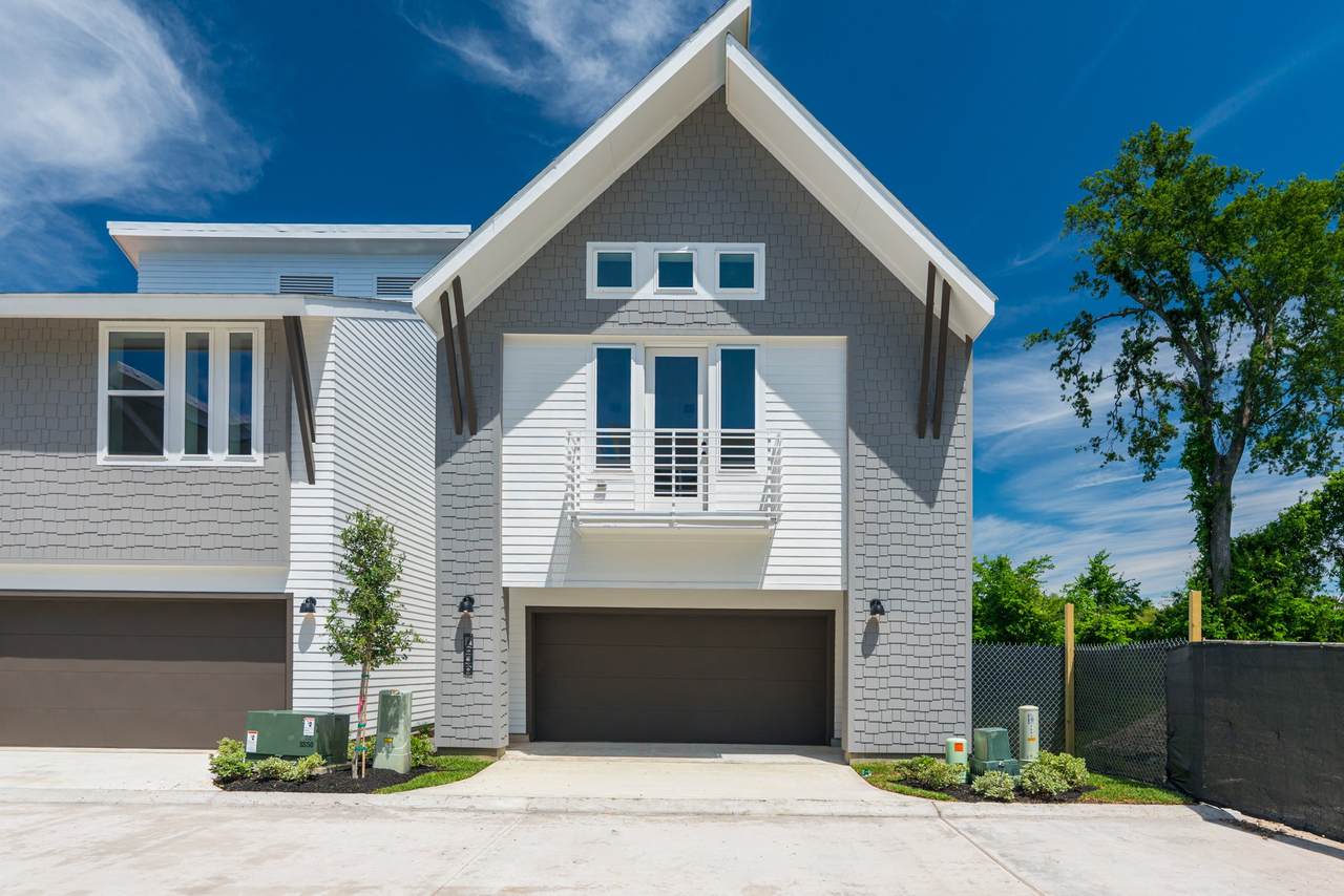 7606 Victory Reserve Street - Photo 1