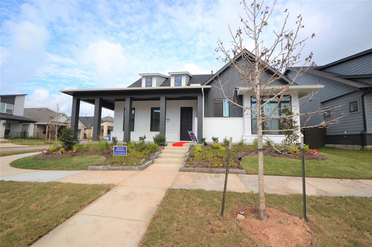 3207 Kindred Way - Photo 1